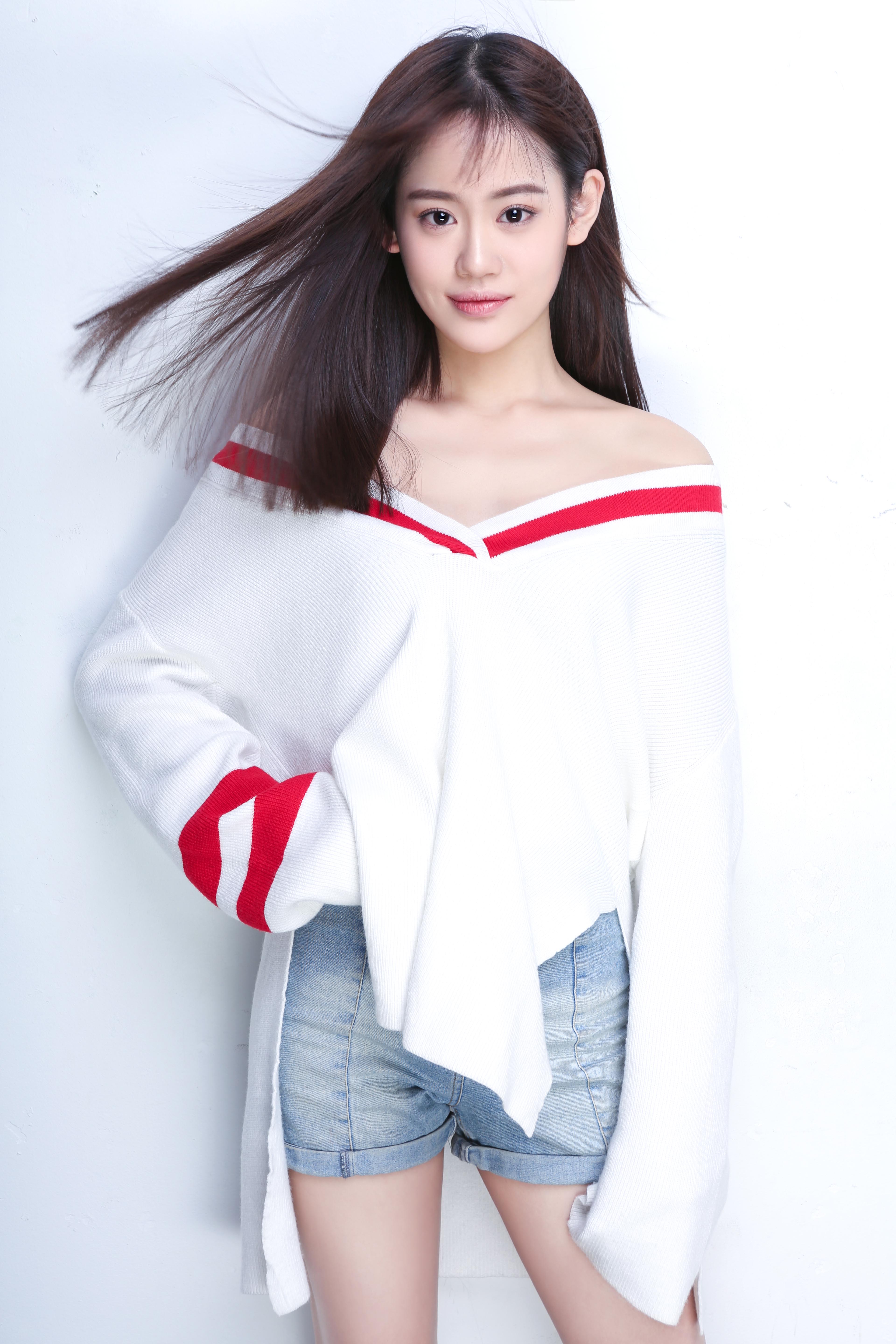 data-lemmaid="305391">中央戏剧学院 /a>,中国内地女演员