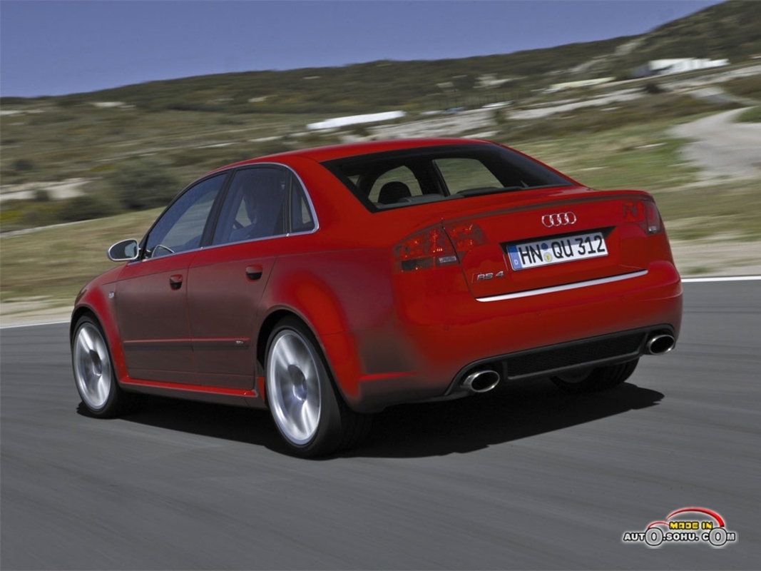 奥迪rs4