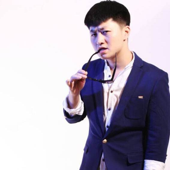  p>《兄弟与烈酒》是陶大帅演唱的歌曲,小啊作词,刘佳作曲,发行于2019