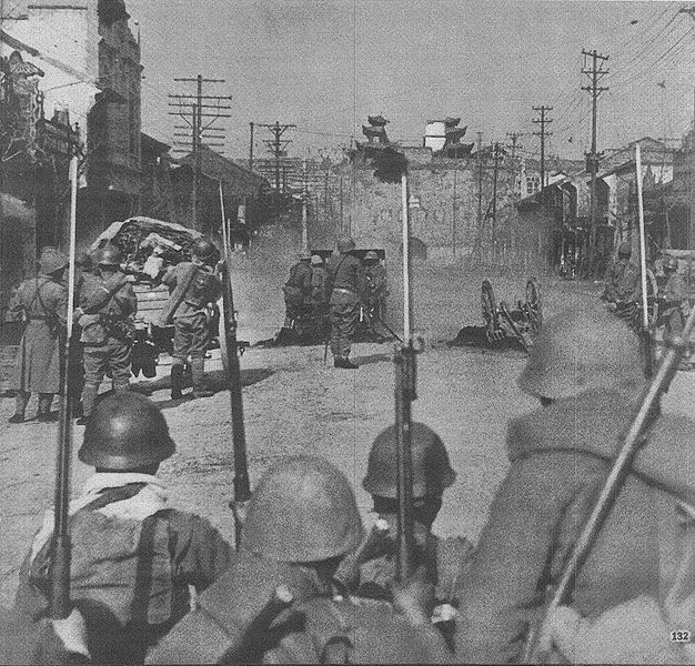  p> b>南京大屠杀 /b>( i>nanjing massacre /i>)指1931至1945年中国 
