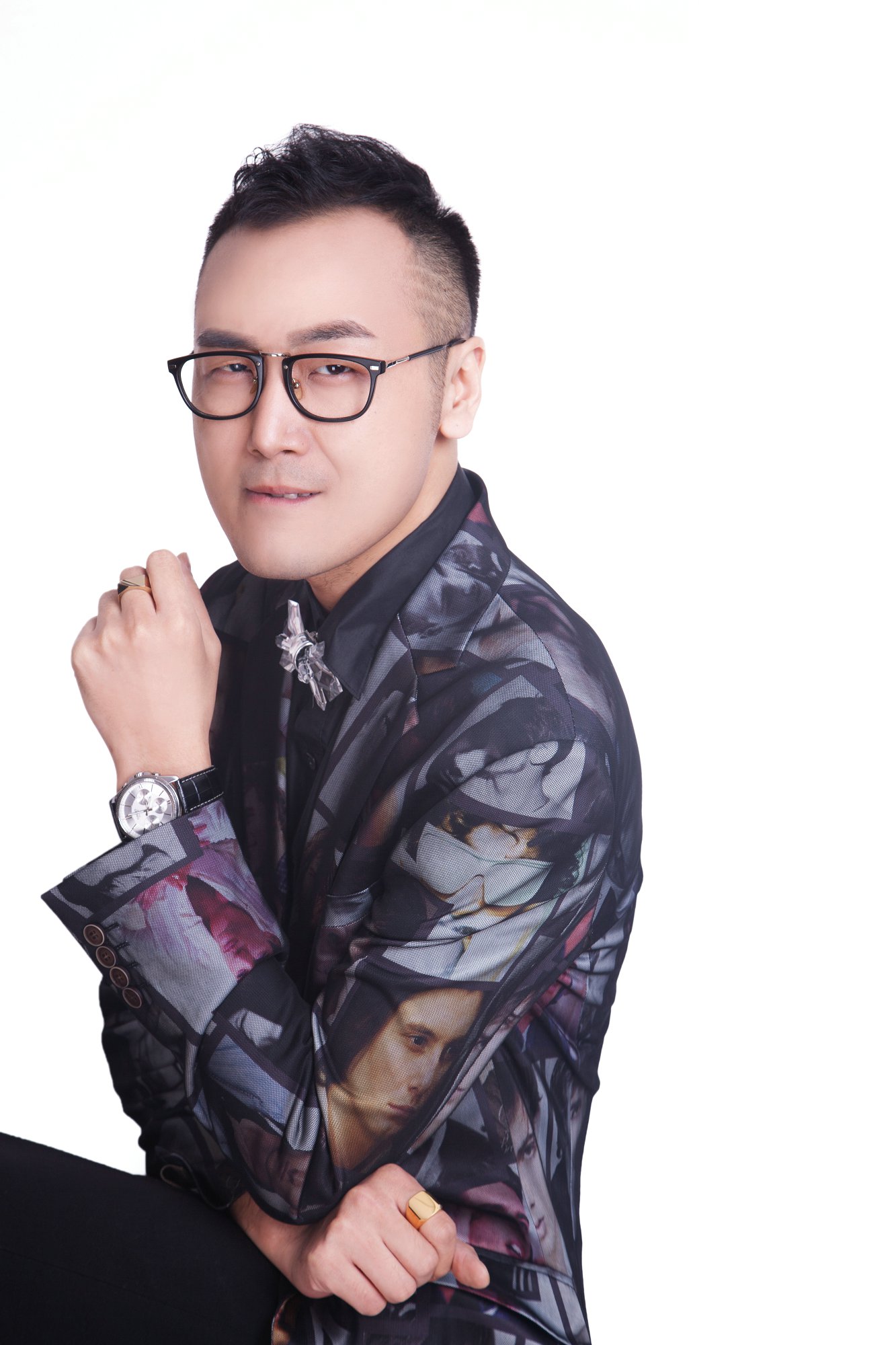 刘昊