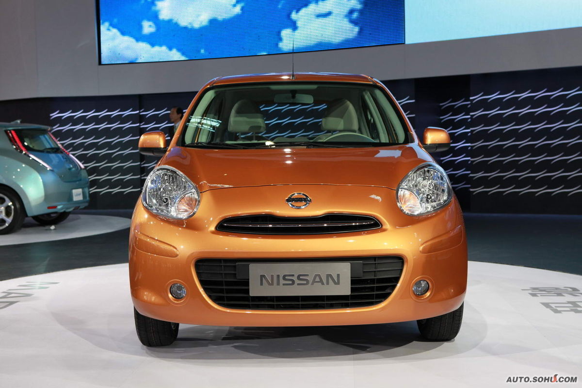 吸取了日产高级车的设计与制造元素,引领了全球紧凑型轿车的发展潮流