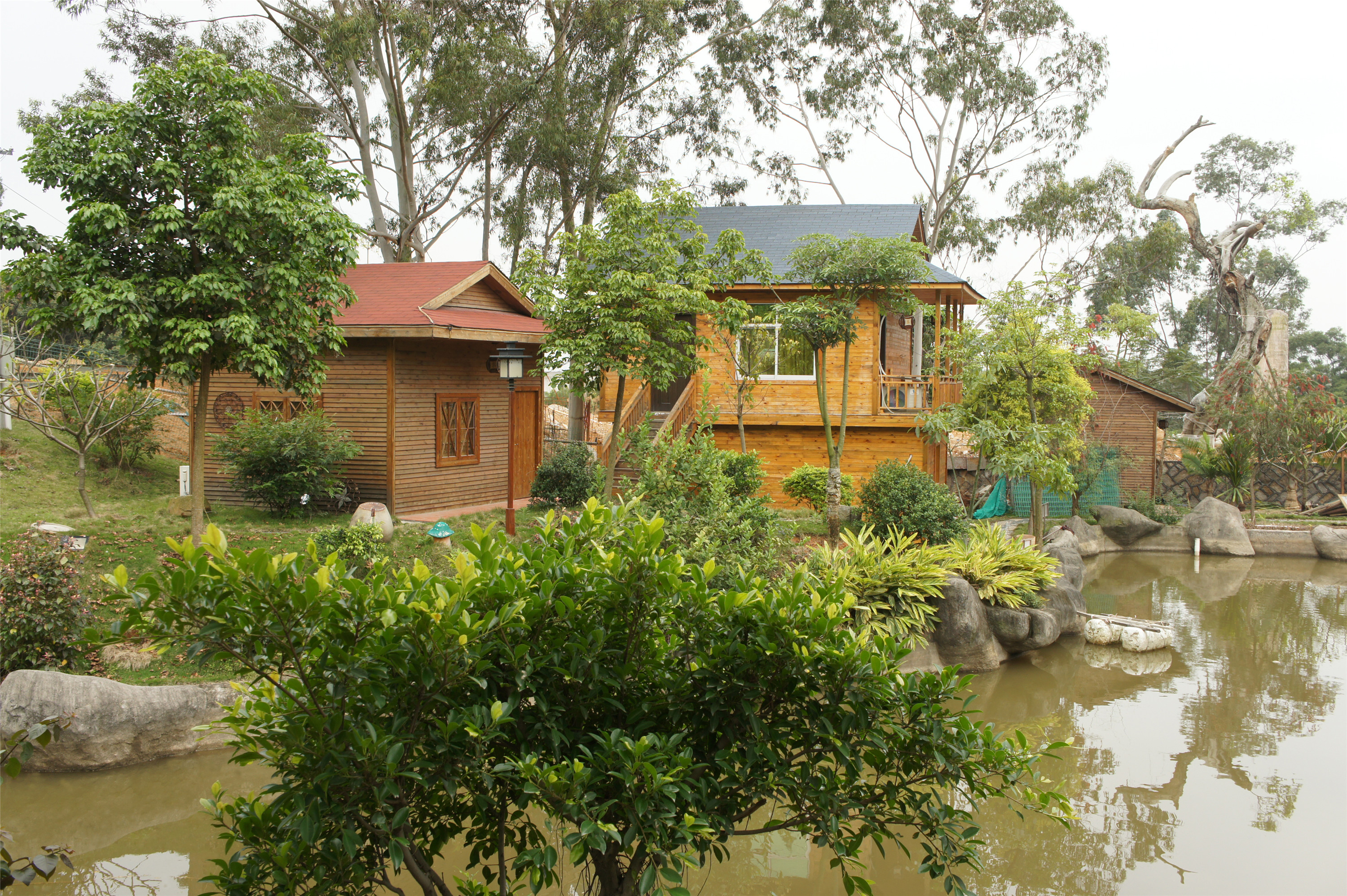 孙吉志,1979年1月出生于福建厦门,厦门集志农庄酒店,厦门集志工贸
