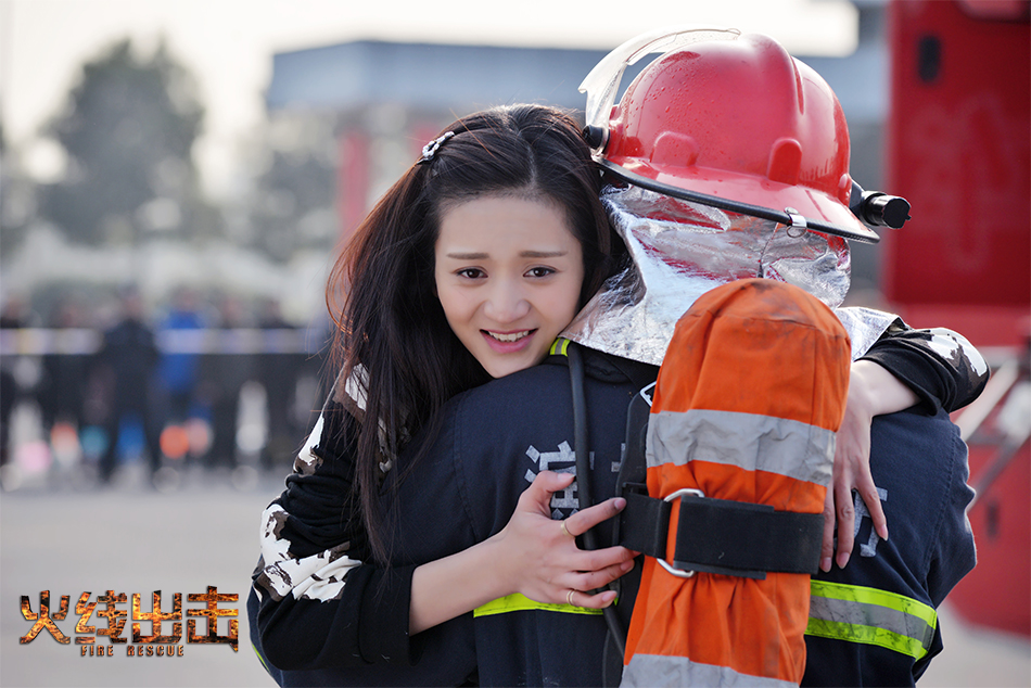  p>电视剧《火线出击》由《 a target="_blank" href="/item/我是特种