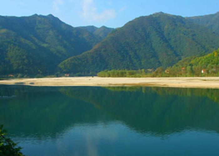 石泉县
