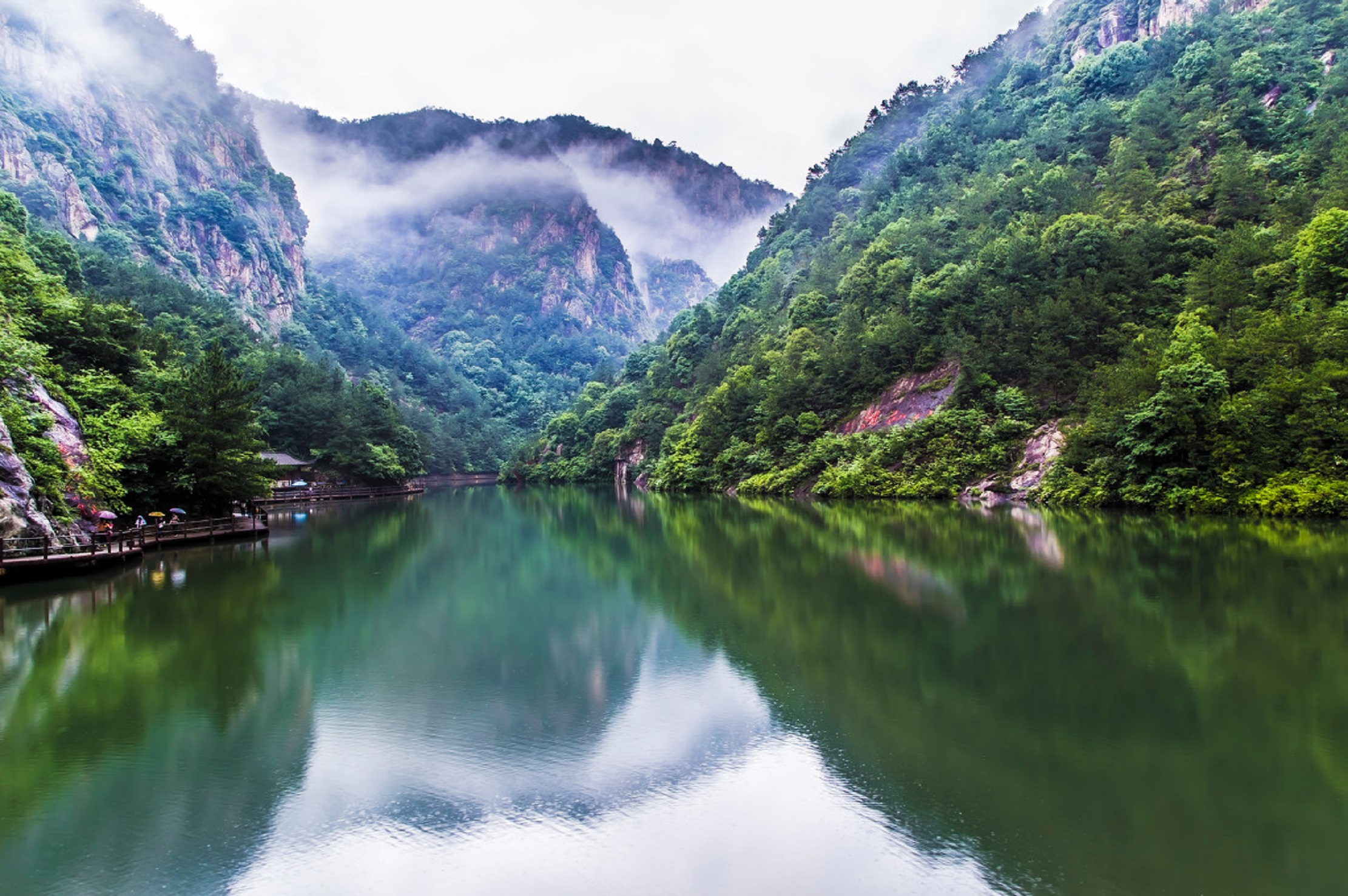 天台山琼台仙谷