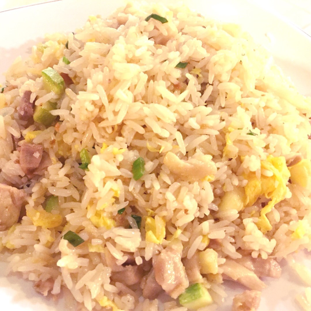 咸鱼鸡粒炒饭