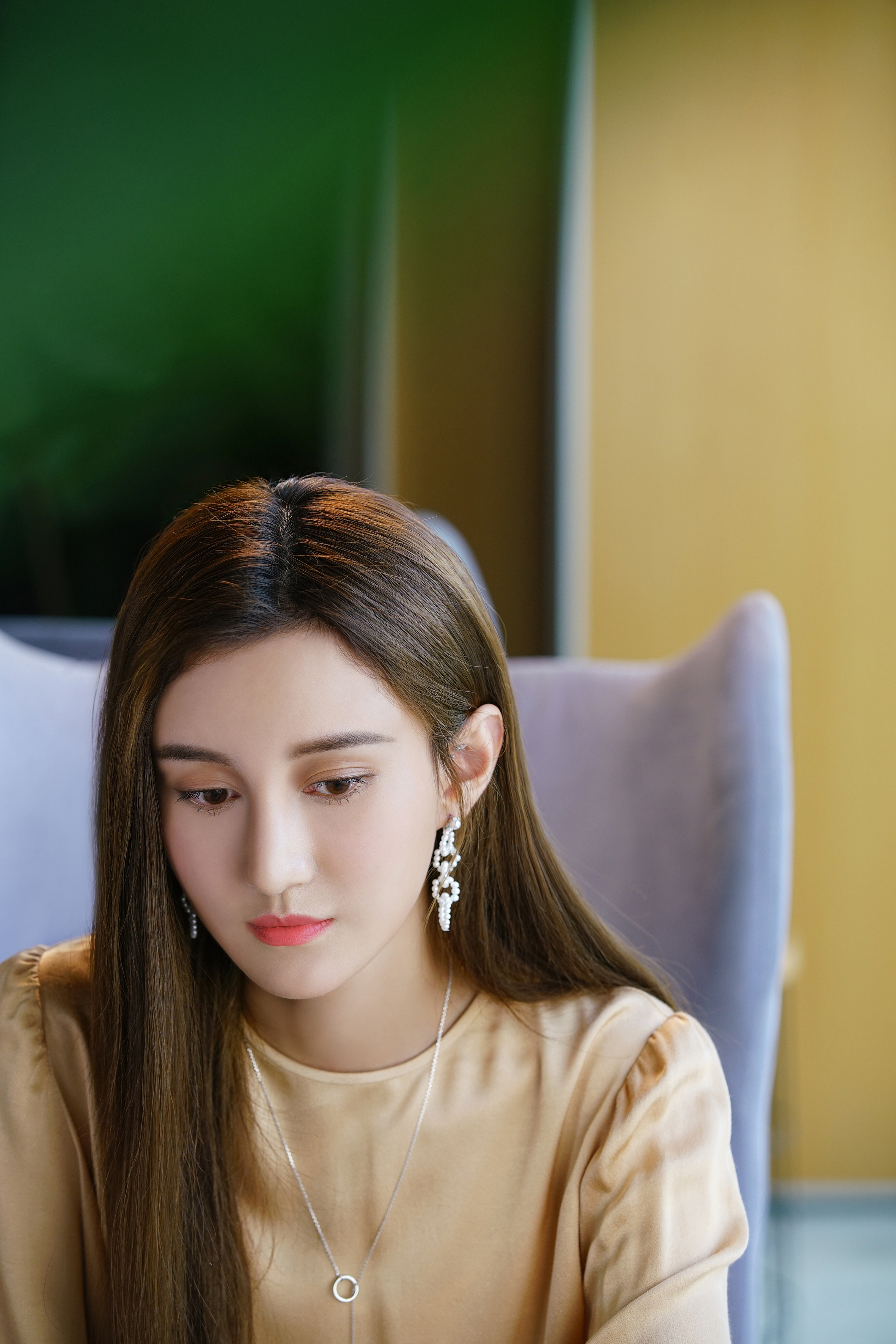 pbr98ia">陈薪璇,1993年5月25日出生于江西省九江市,中国内地女演员