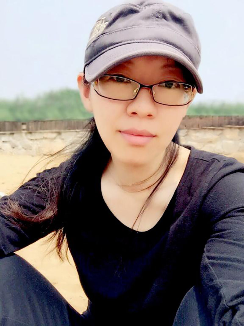 张莉莉