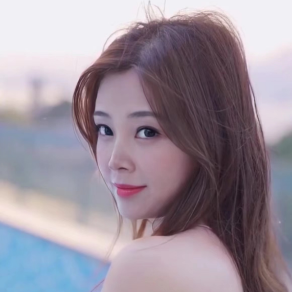  p>佳瑶,网络主播,截至2022年2月23日,yy粉丝数达1309321人. /p>