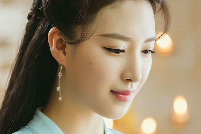  p>邝露,电视剧《 a href="#" data-lemmaid="18813778">香蜜沉沉烬如