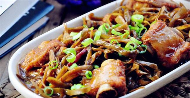 干豆角排骨煲