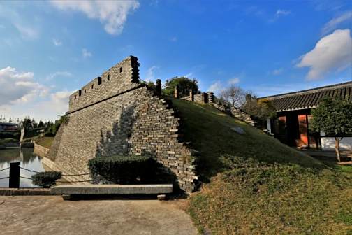 老宝山城