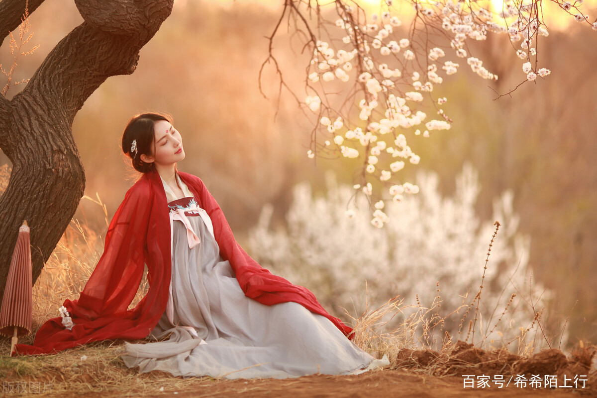 叶绍翁“一枝红杏出墙来”，红杏本是正经花，为何会有“出墙”意_百科TA说