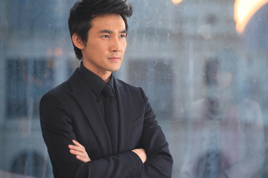 《 a target="_blank" href="/item/金牌律师/5107845" data-lemmaid=