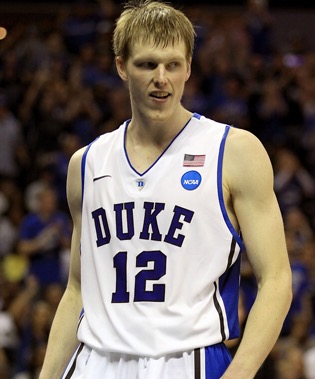  p>凯尔·辛格勒(kyle singler),1988年5月4日出生于 a href="#" data