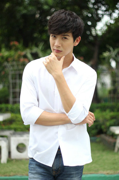  p>普提查·克瑟辛(push),1986年7月3日出生于泰国叻丕府,泰国男演员