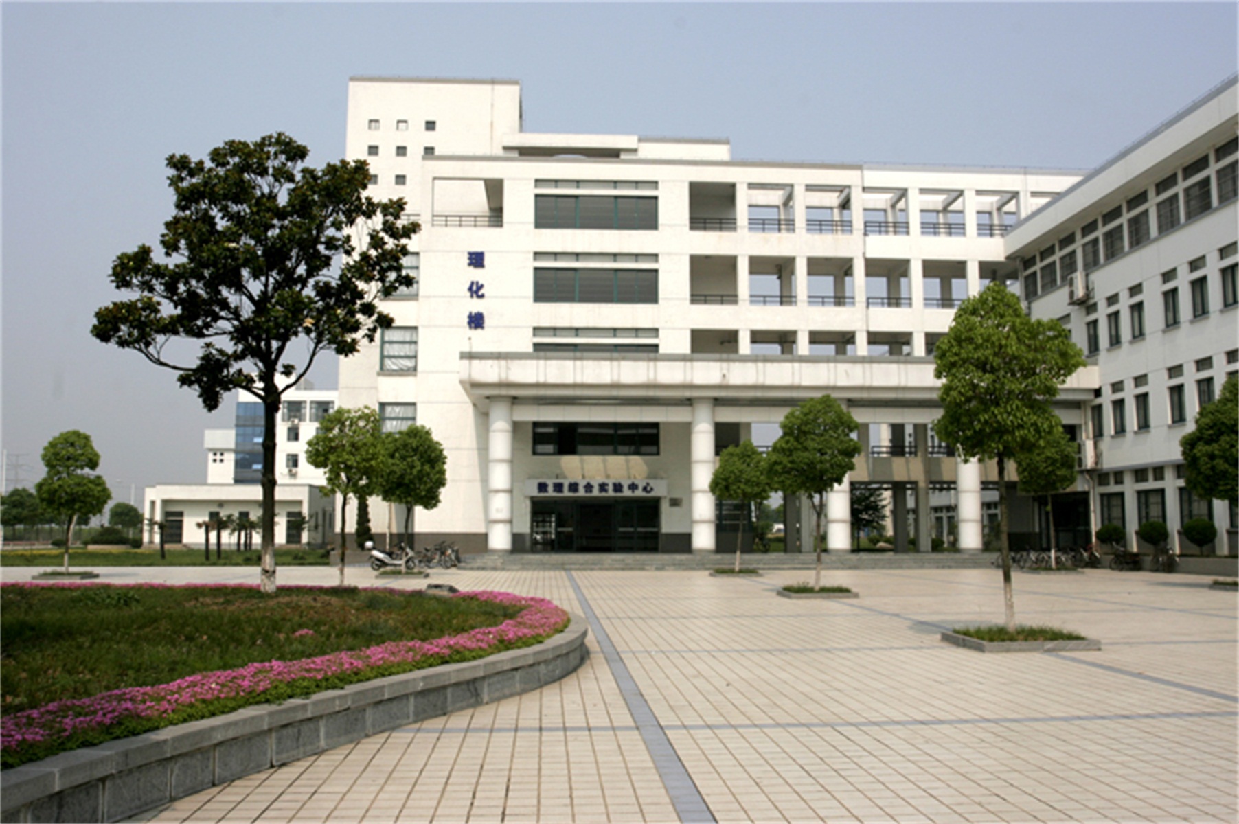 安徽建筑大学
