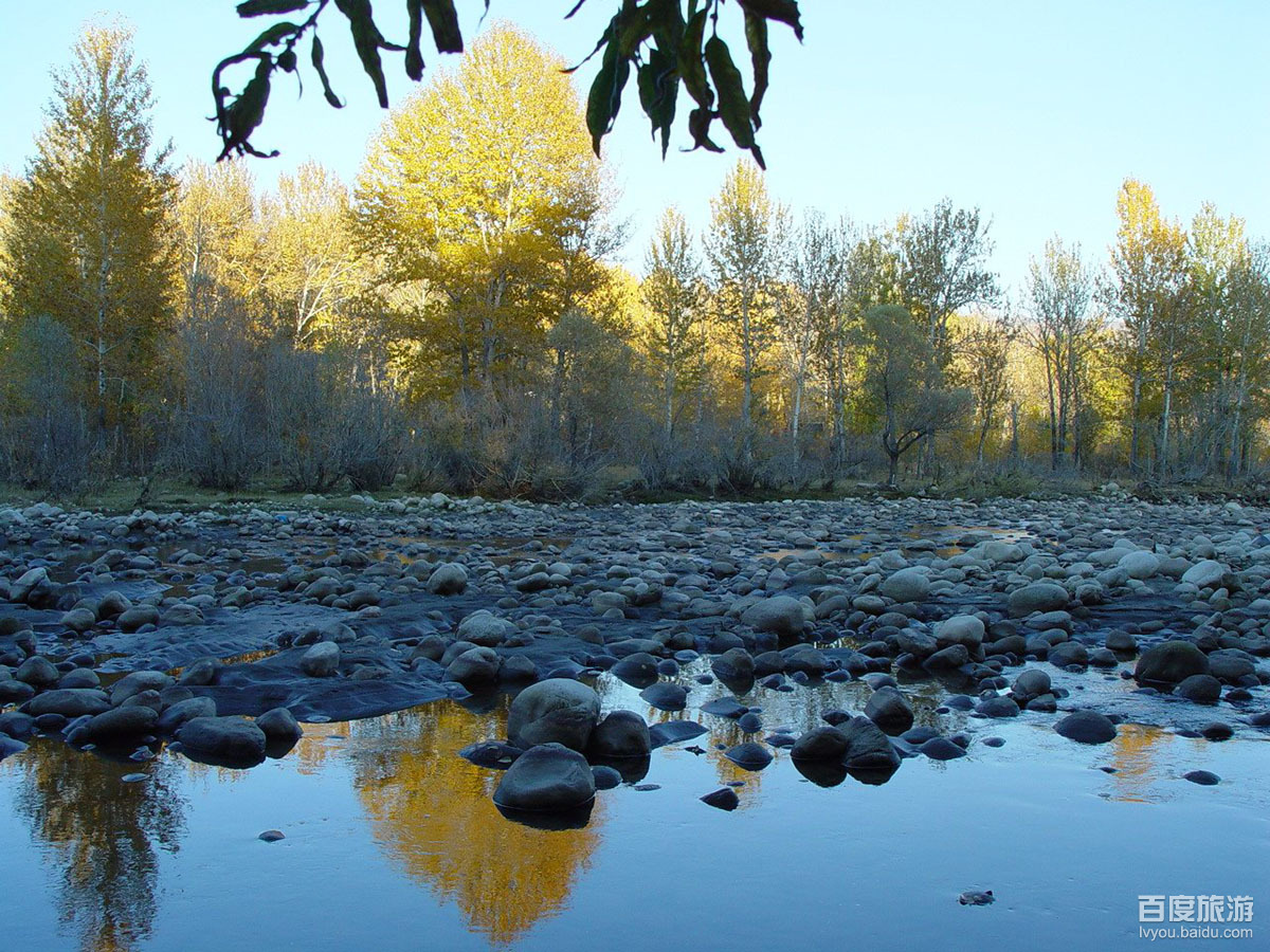 额尔齐斯河(ertix river),为 a target="_blank" href="/item/鄂毕河