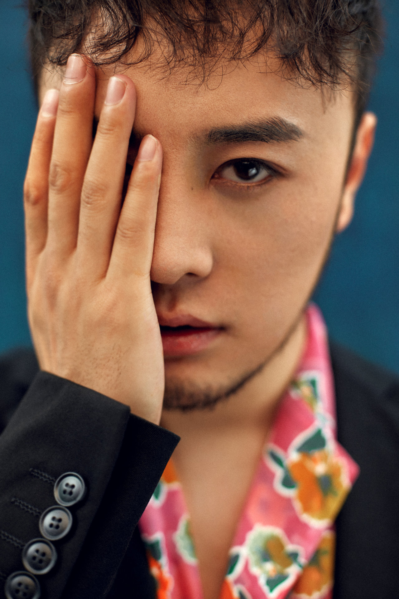 anu,中国内地男子说唱组合,由 a target="_blank" href="/item/宫巴