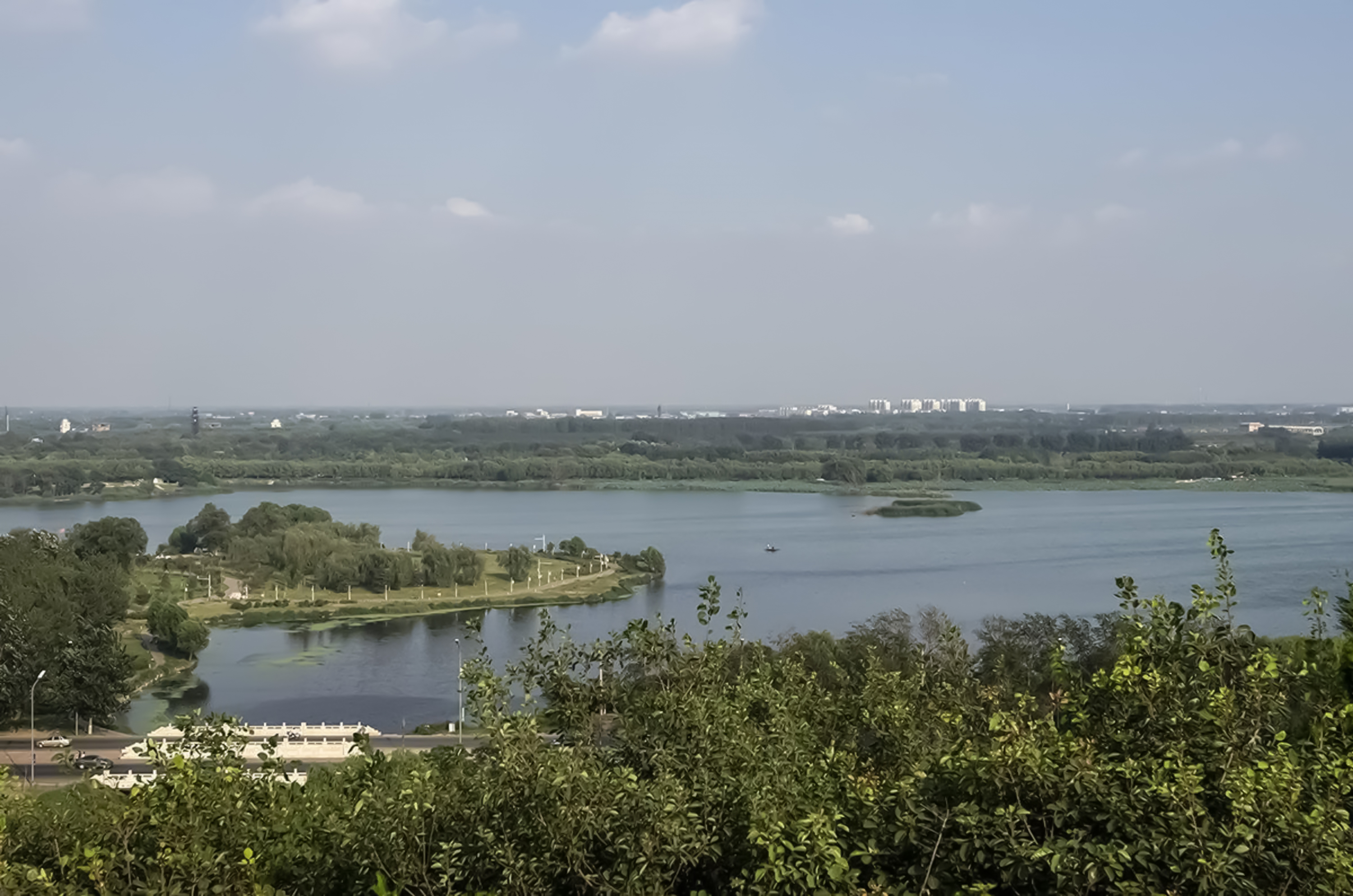  p>唐山南湖公园全称唐山南湖城市中央生态公园, a href="#">国家aaaa