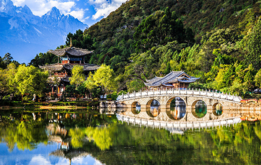 黑龙潭
