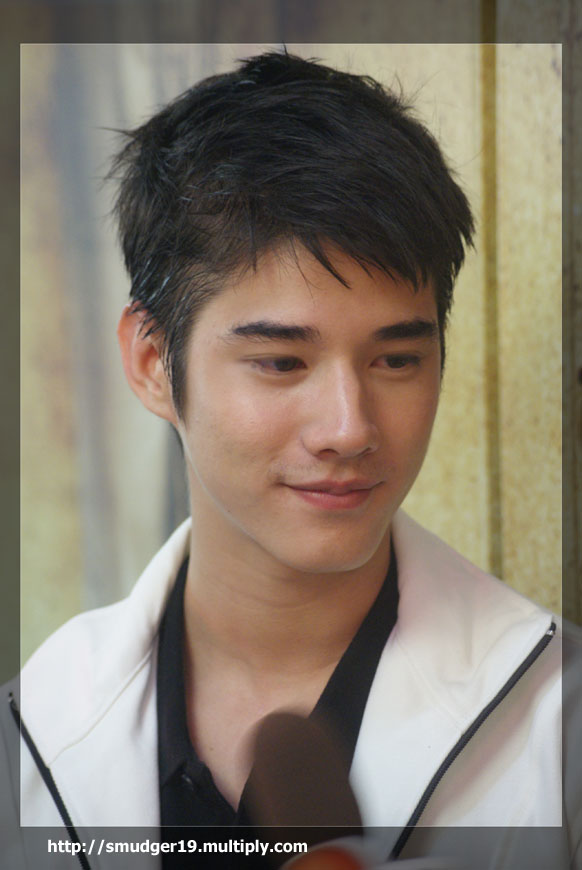  p>马里奥·毛瑞尔(mario),1988年12月4日出生于泰国曼谷,中德混血