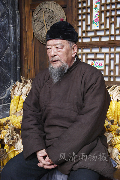  p>尹铸胜,1965年10月2日出生于陕西省西安市,中国内地男演员,陕西