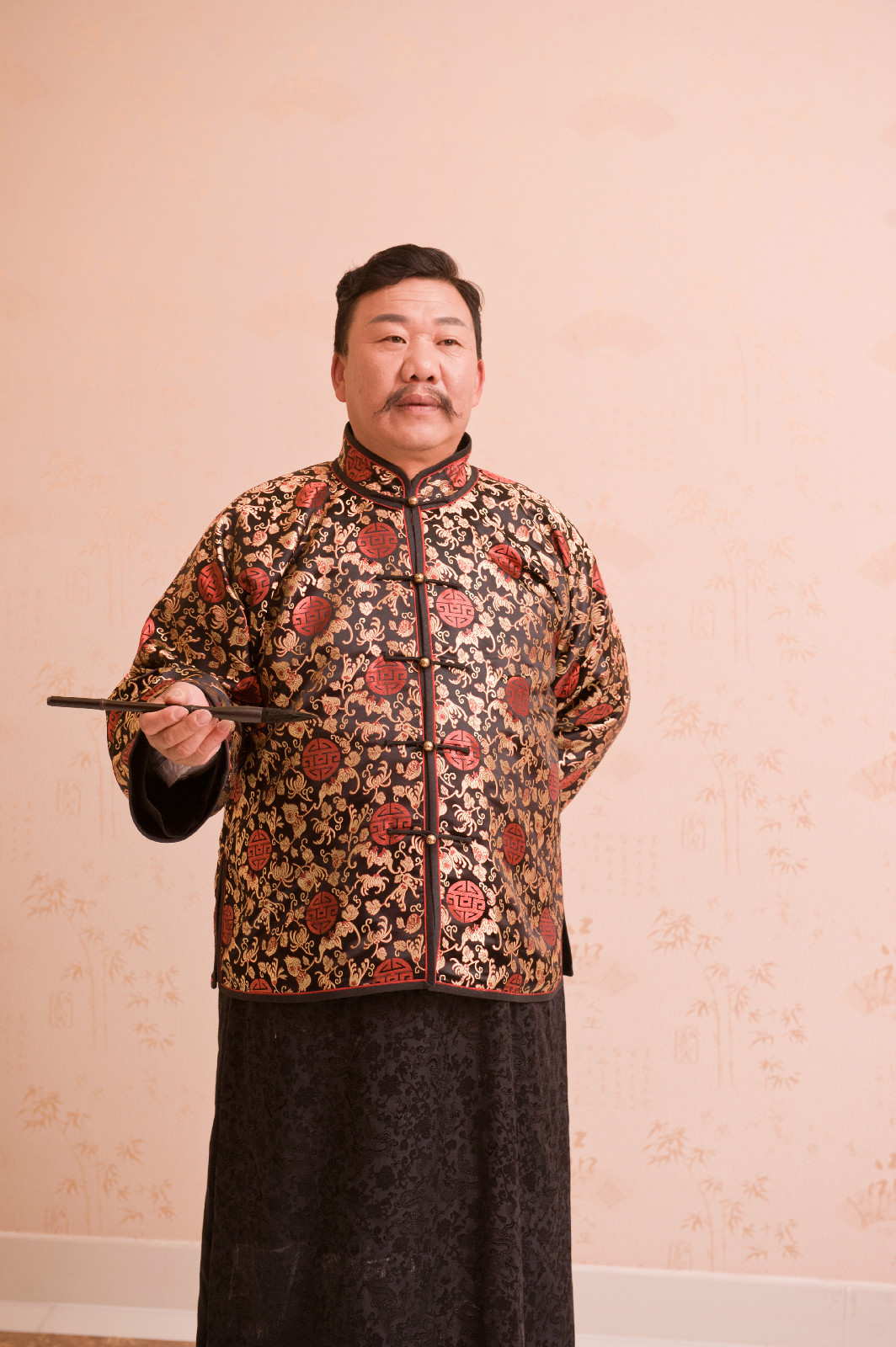 金彪云,1964年出生,现任 a target="_blank" href="/item/东阳市明清