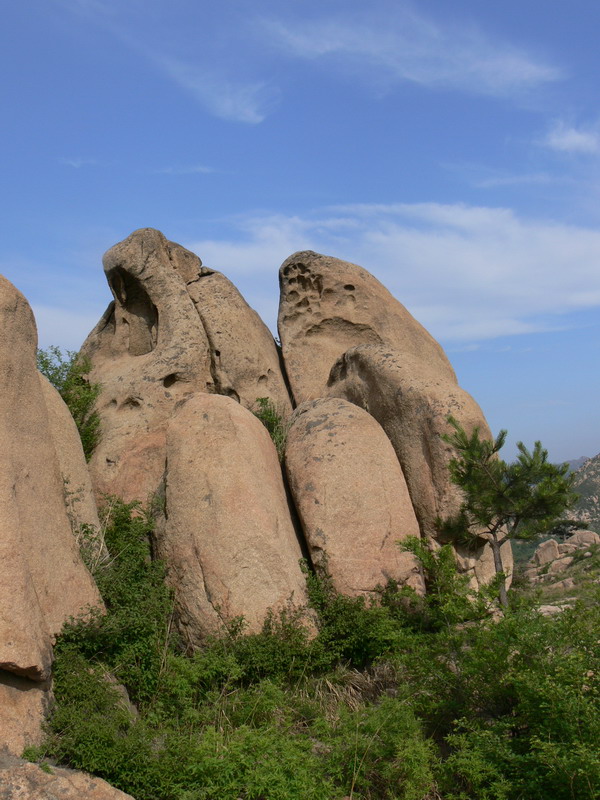  p>碣石山风景区位于河北省秦皇岛市 a target="_blank" href="/item