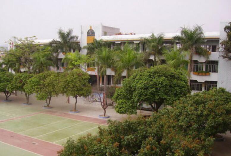 大岭山嘉福小学