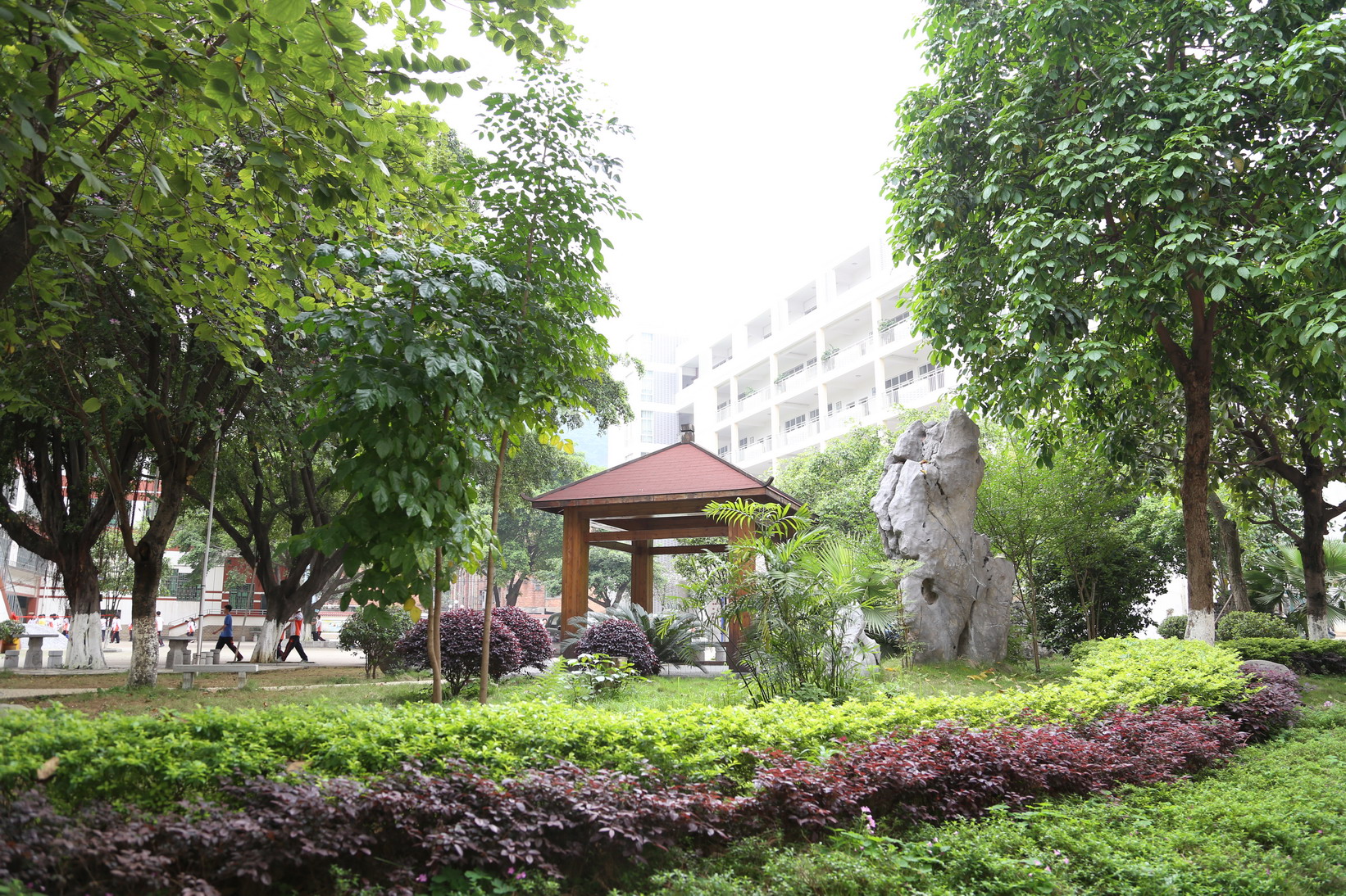  p>柳州市铁五中学位于广西壮族自治区 a target="_blank" href="