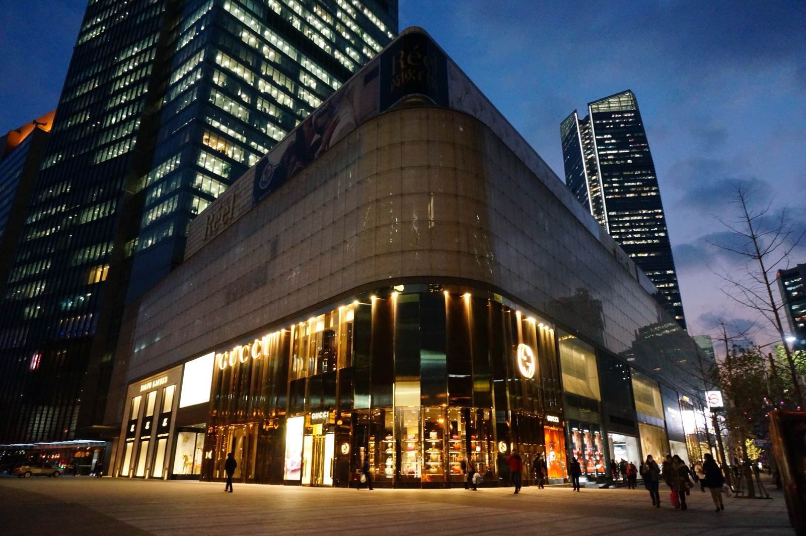 上海地铁南京西路站