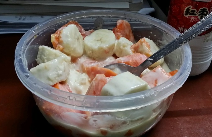 香蕉酸奶沙拉