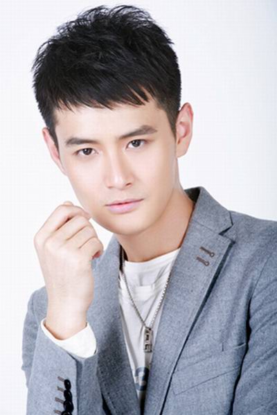  p>王雨,1983年7月2日出生于河北省邯郸市,毕业