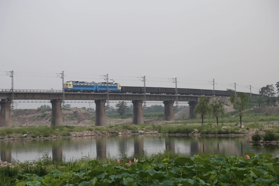  p>石太铁路原名正太铁路,是连接 a target="_blank" href="/item