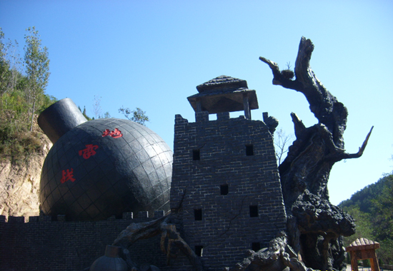">地雷战景区位于 a target="_blank" href="/item/海阳市/2406116"