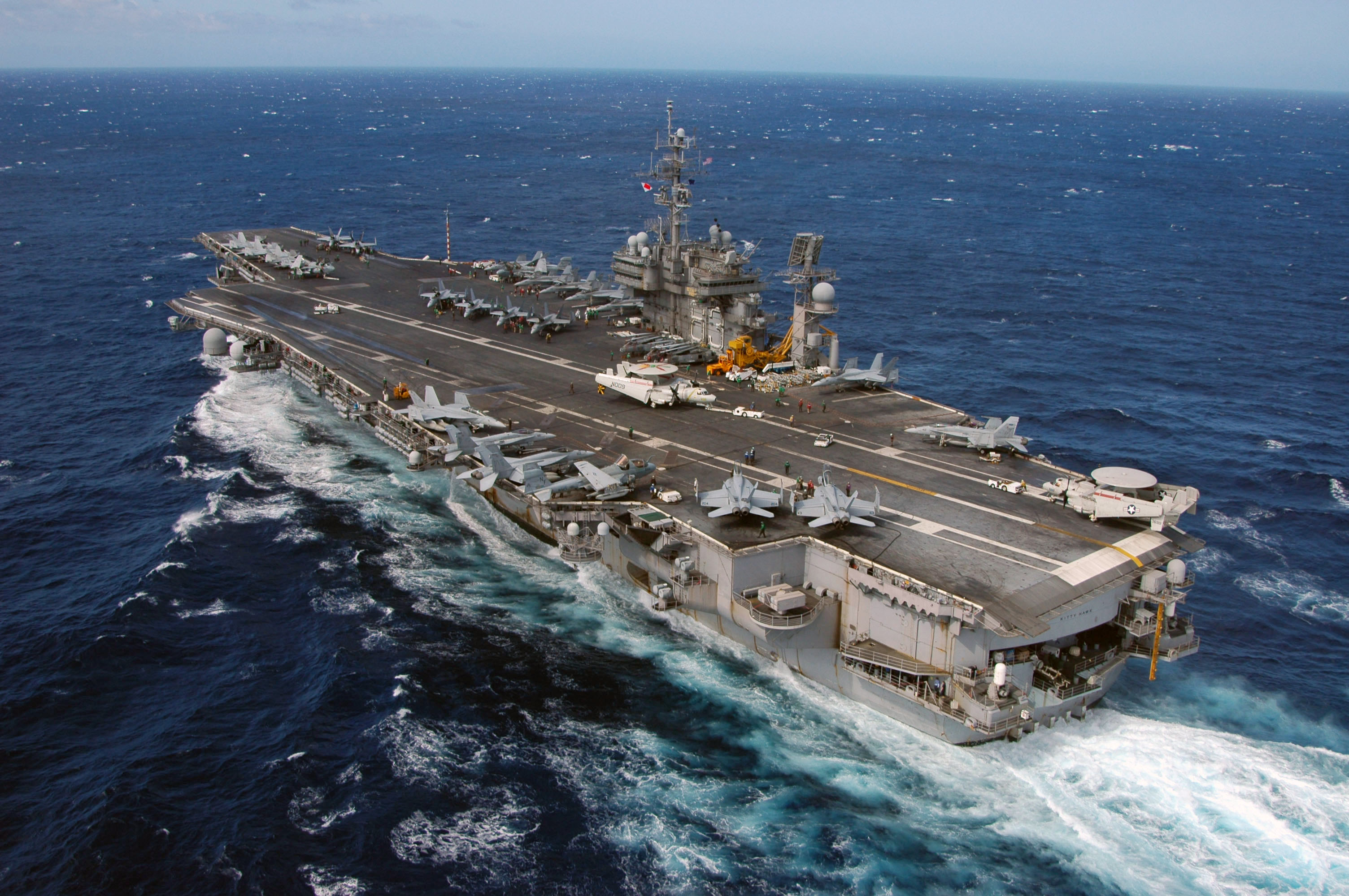  p>小鹰级航空母舰(英文:kitty hawk class aircraft carrier),是 a