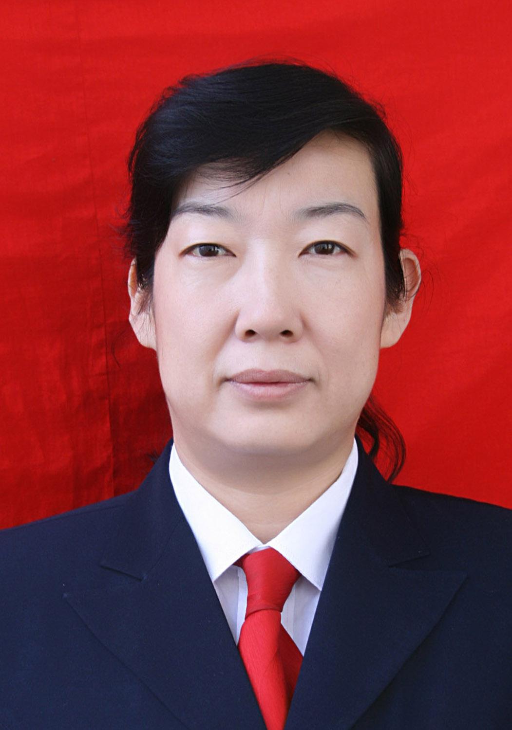  p data-id="gn376kk14c">吴湘芸,女,2017年担任乌什县副县长,亚曼苏