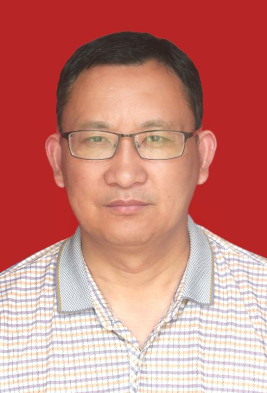  p data-id="tfu4jqzbt2hi">姓名:王和平,性别