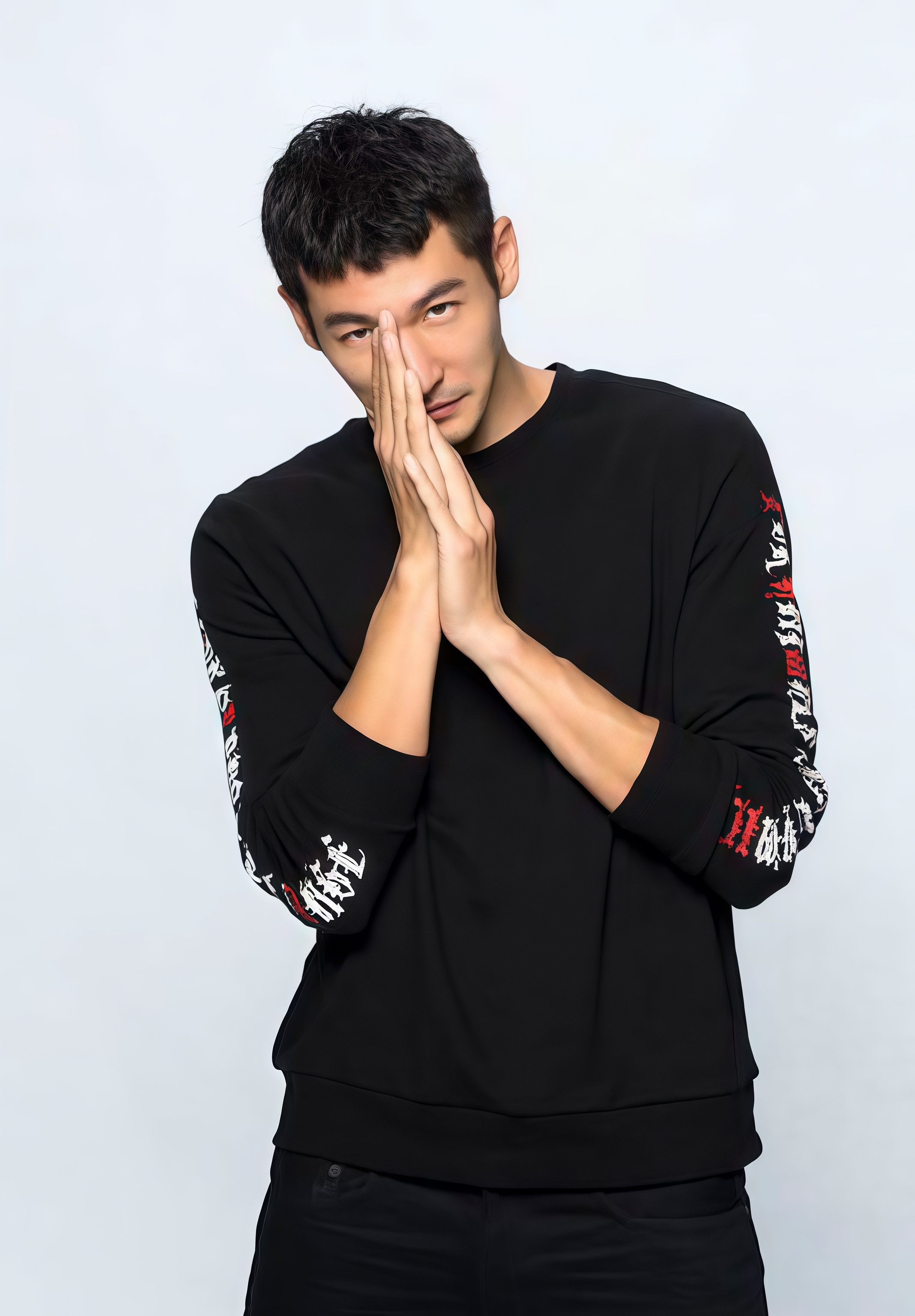 郭晋东,英文名为ryan kuo,又名郭鑫