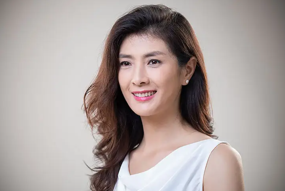  p data-id="gnbkfa4lpn">李尔云,制片人,在电视剧《 a target="