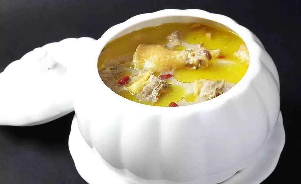 香附良姜鸡肉汤