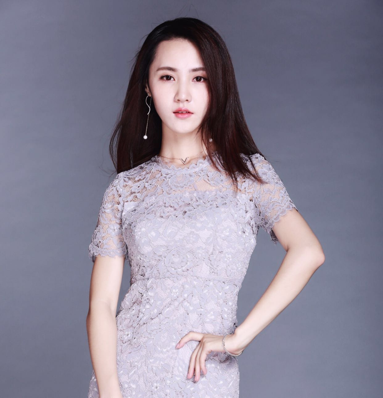  p data-id="tgh2ui2irz9j">王雅静,演员,主要作品有《 a target="