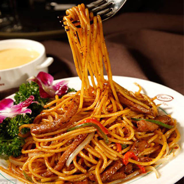 黑胡椒牛肉意面