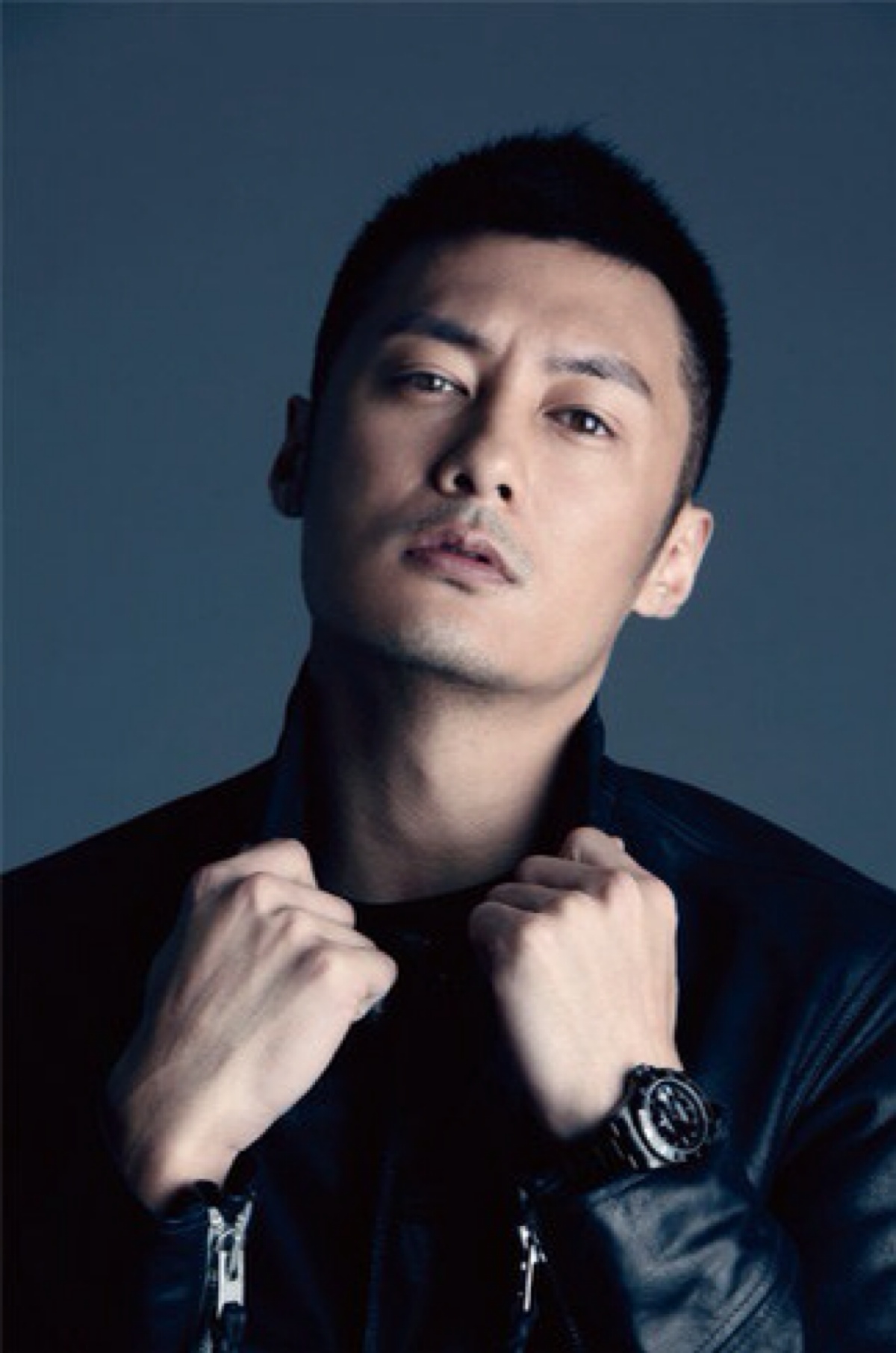 qm6eg">《生还者》是 a target="_blank" href="/item/余文乐/302983"