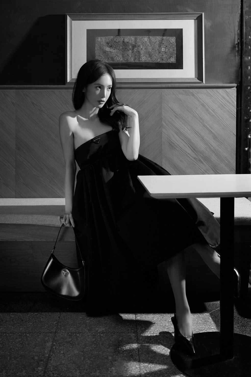  p>金晨,1990年9月5日出生于山东省济南市,毕业于北京舞蹈学院民族舞