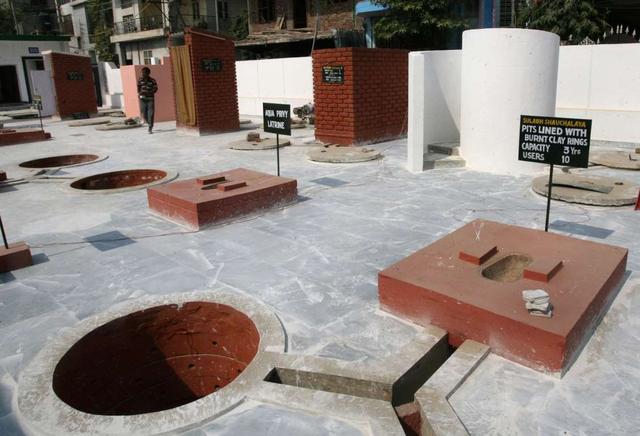  p data-id="gnxbpn9y1w">印度新德里苏拉布国际厕所博物馆,是世界上