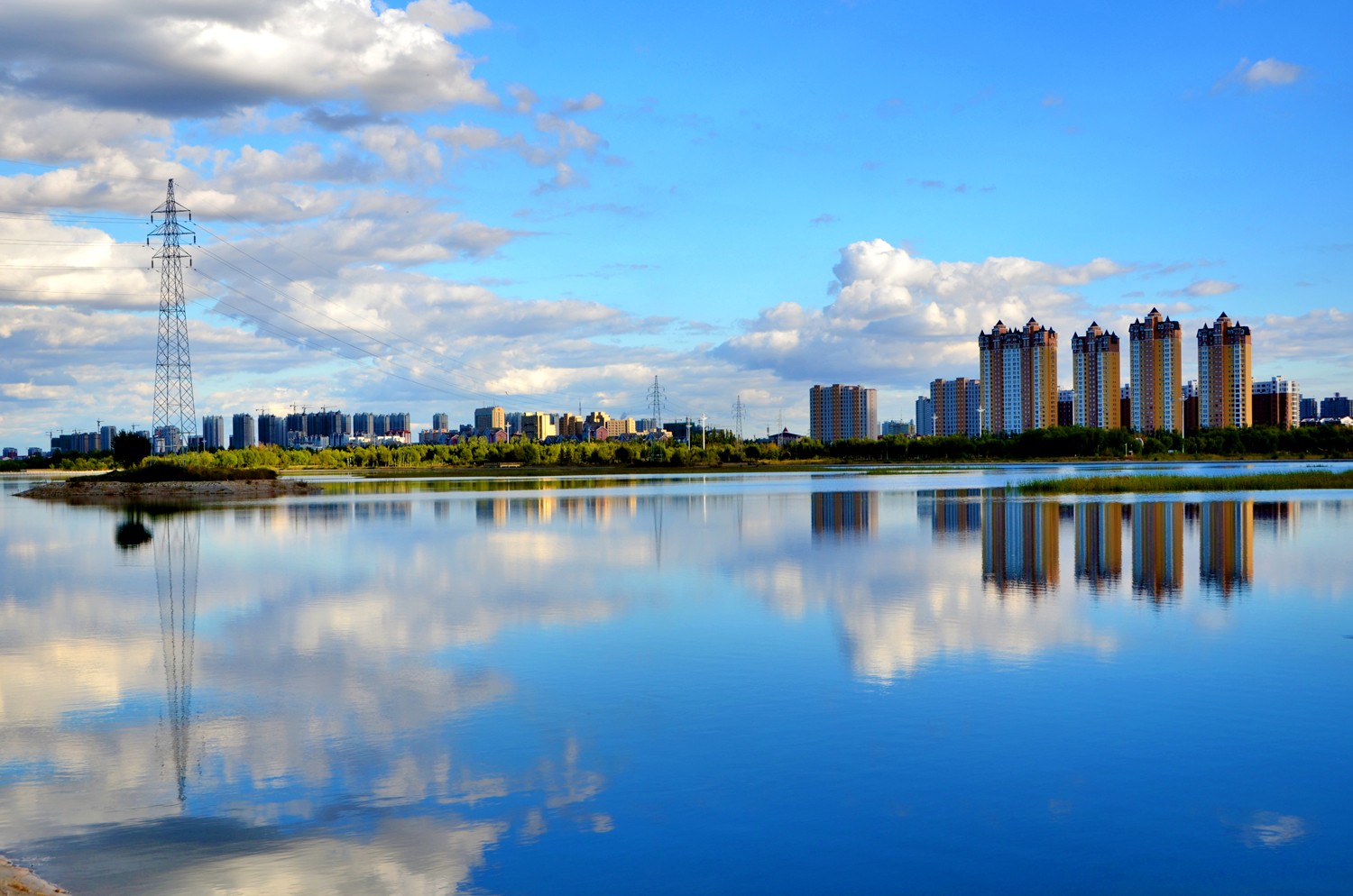 辽河公园是 a target="_blank" href="/item/营口">营口 /a>市惟一