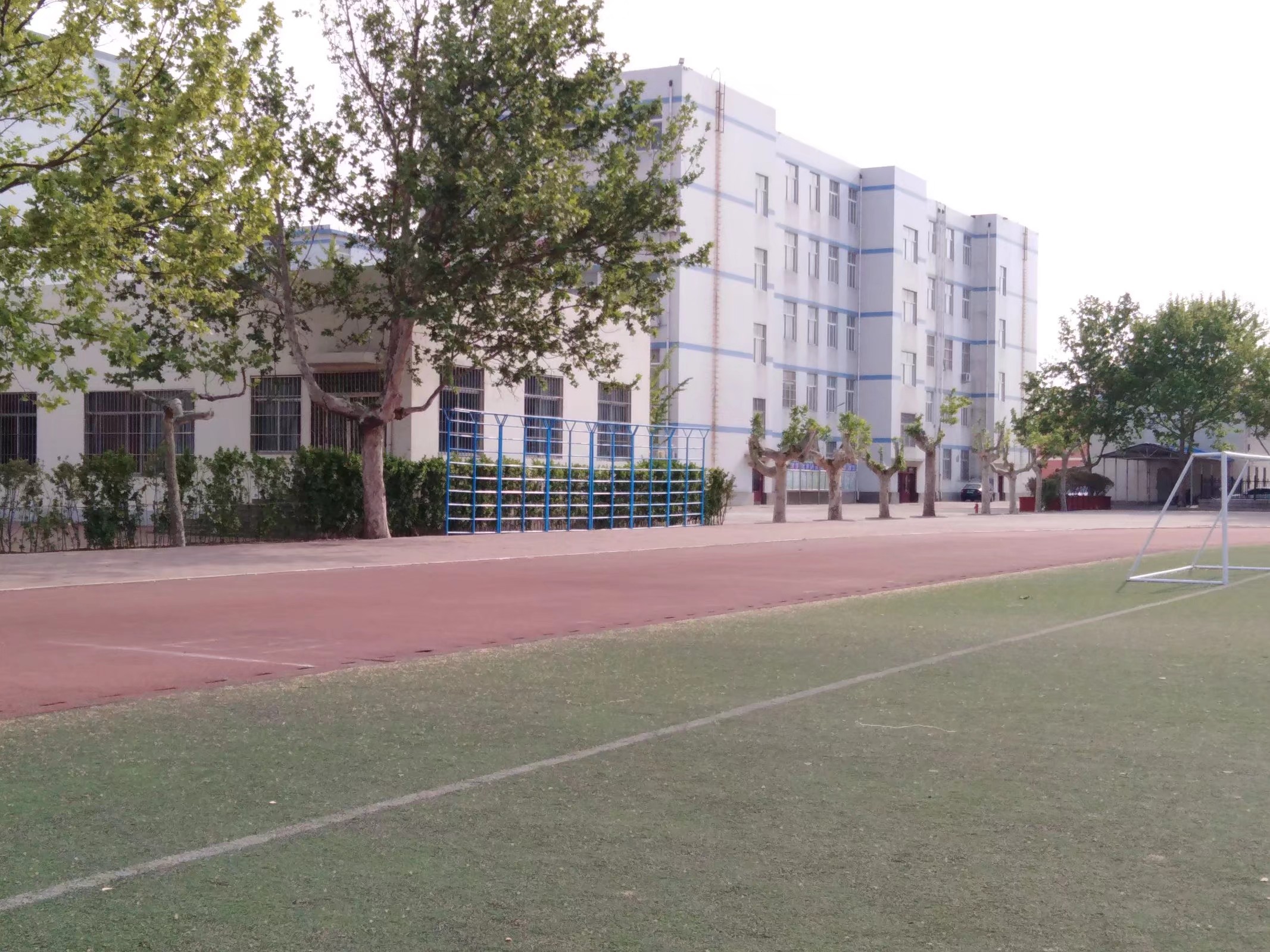 莱西市实验中学